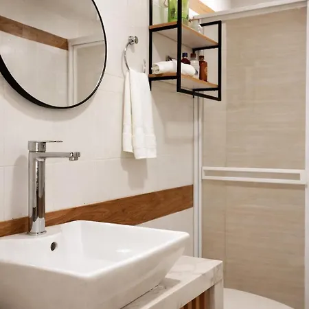 Colonial Private Aparta-suite *