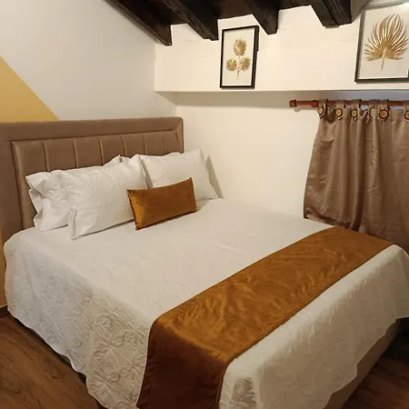 Colonial Private Aparta-suite *
