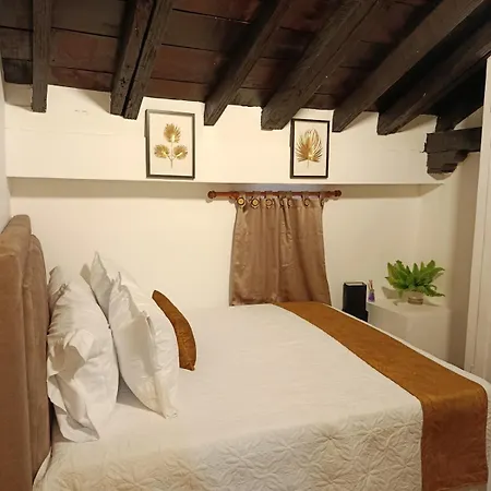 Colonial Private Aparta-suite Apartamento